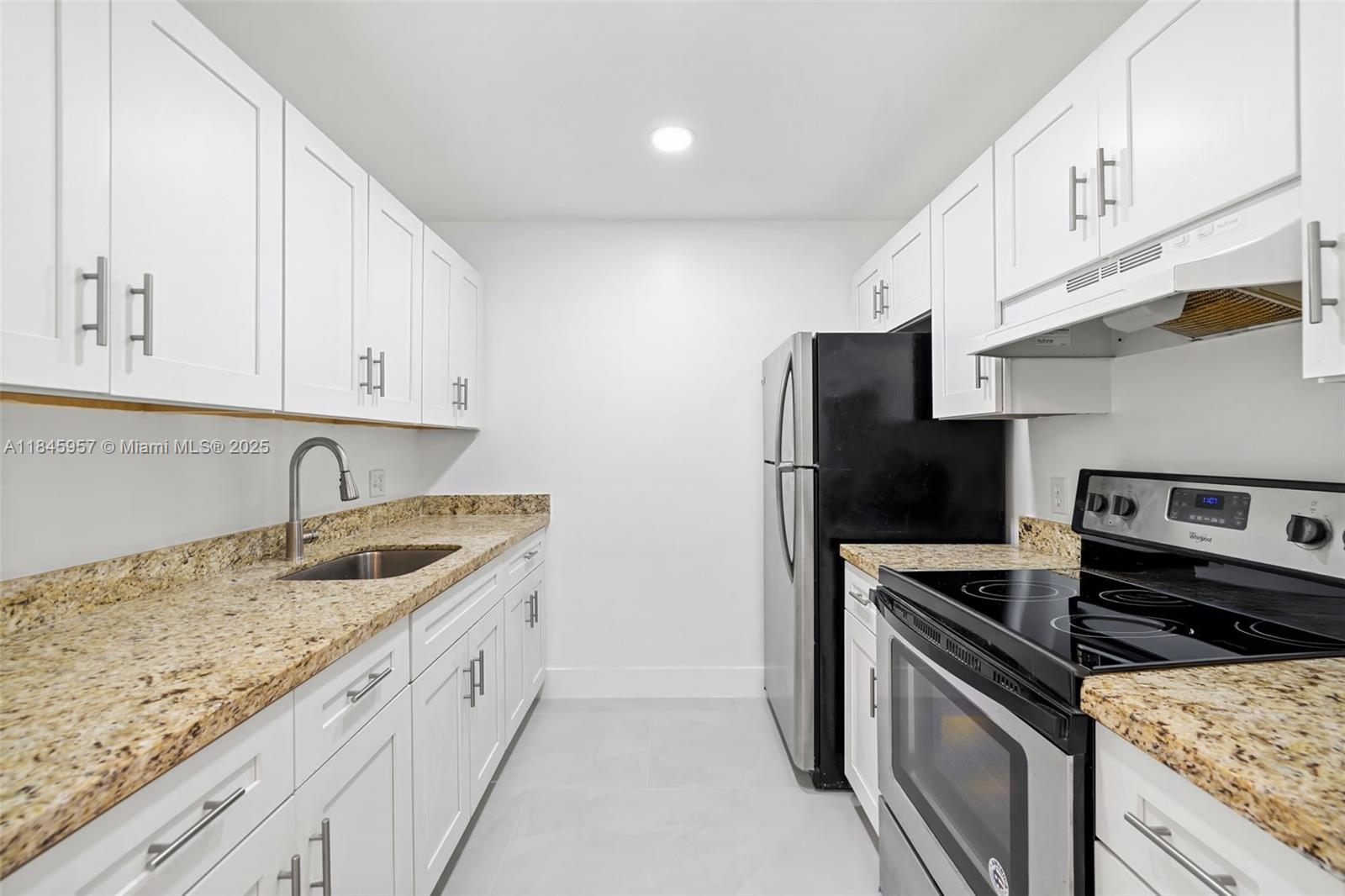 KINGSLEY AT CENTURY VILLA - Residential