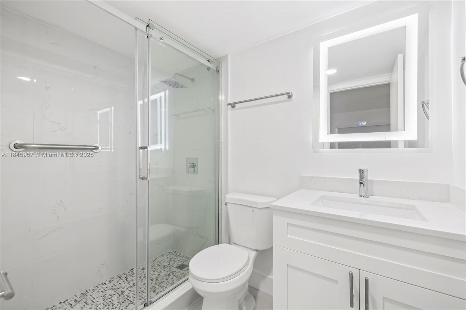 KINGSLEY AT CENTURY VILLA - Residential