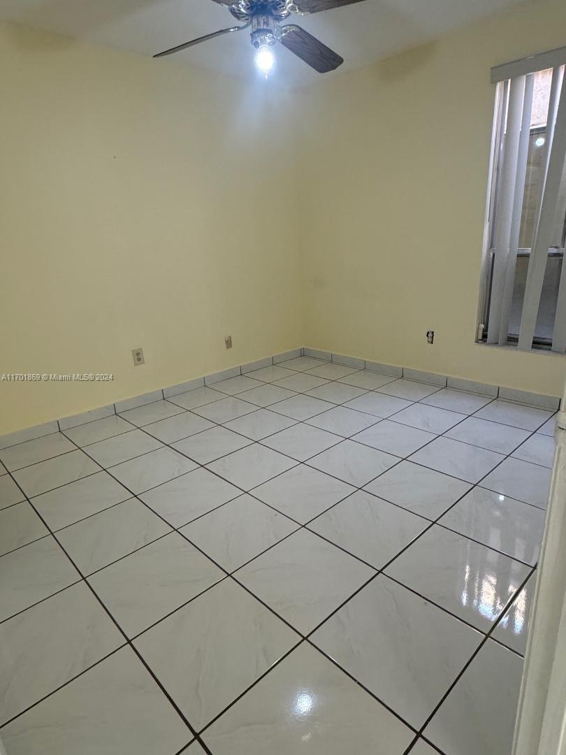 PALM SPRINGS VILLAS SOUTH - Residential Lease