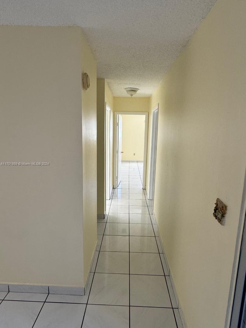 PALM SPRINGS VILLAS SOUTH - Residential Lease