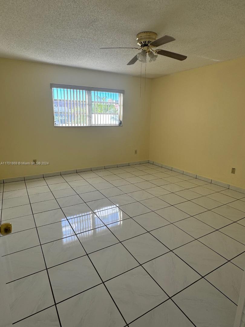 PALM SPRINGS VILLAS SOUTH - Residential Lease