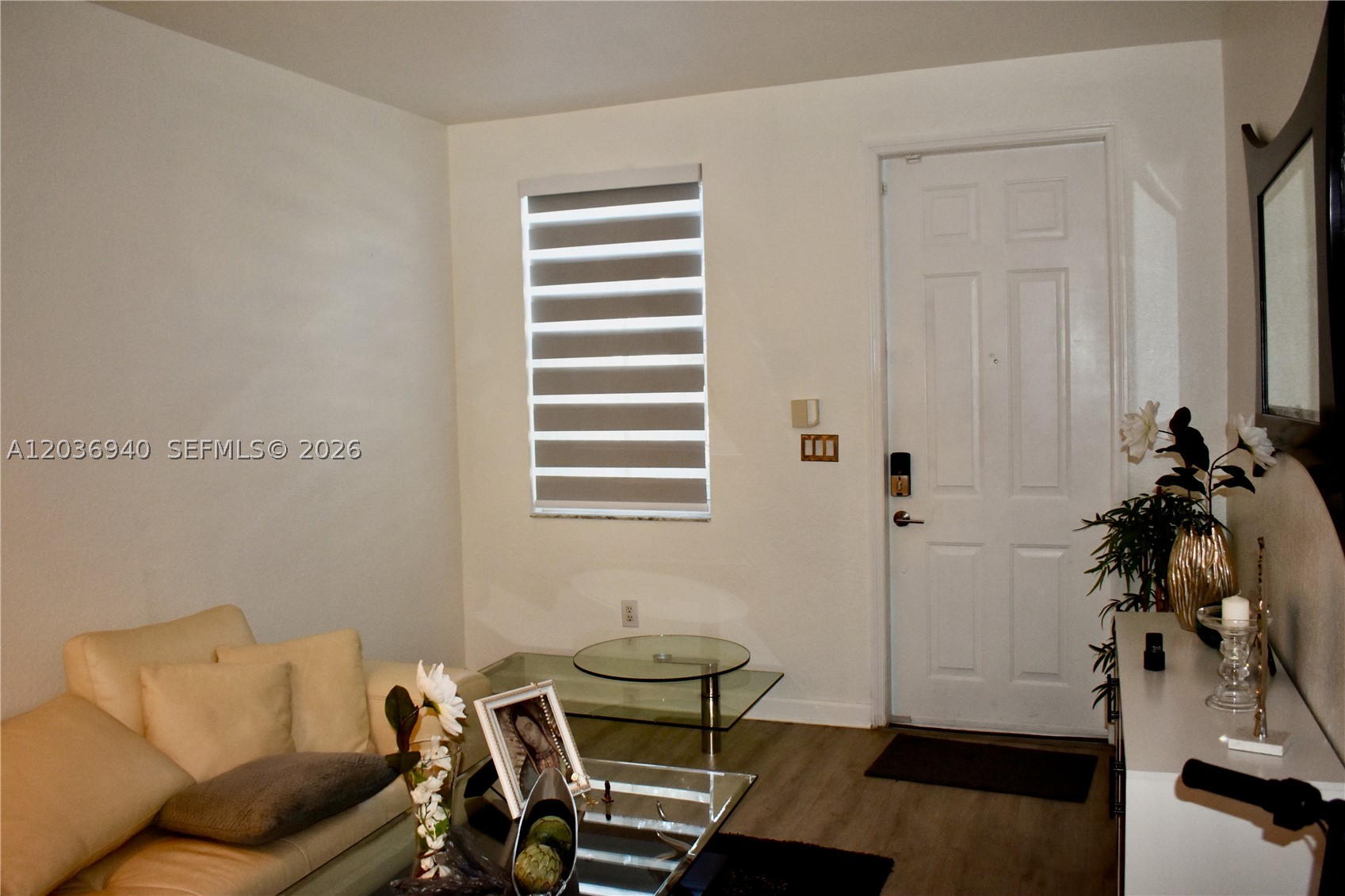 ISLANDS AT DORAL 1ST ADDN - Residential