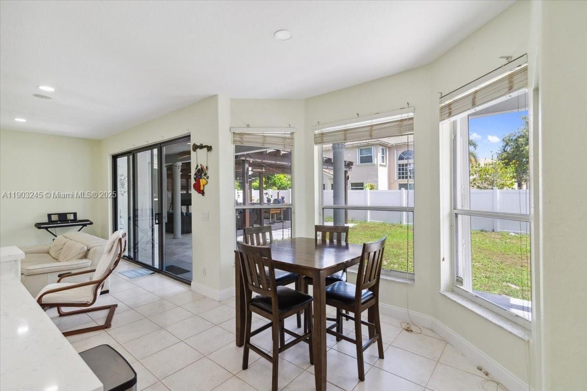 SILVER LAKES PHASE III RE - Residential