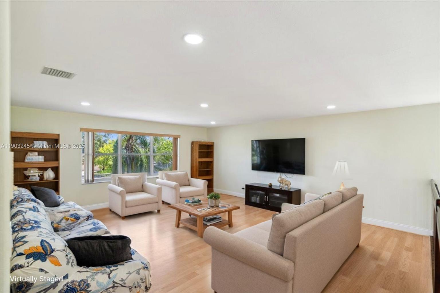 SILVER LAKES PHASE III RE - Residential