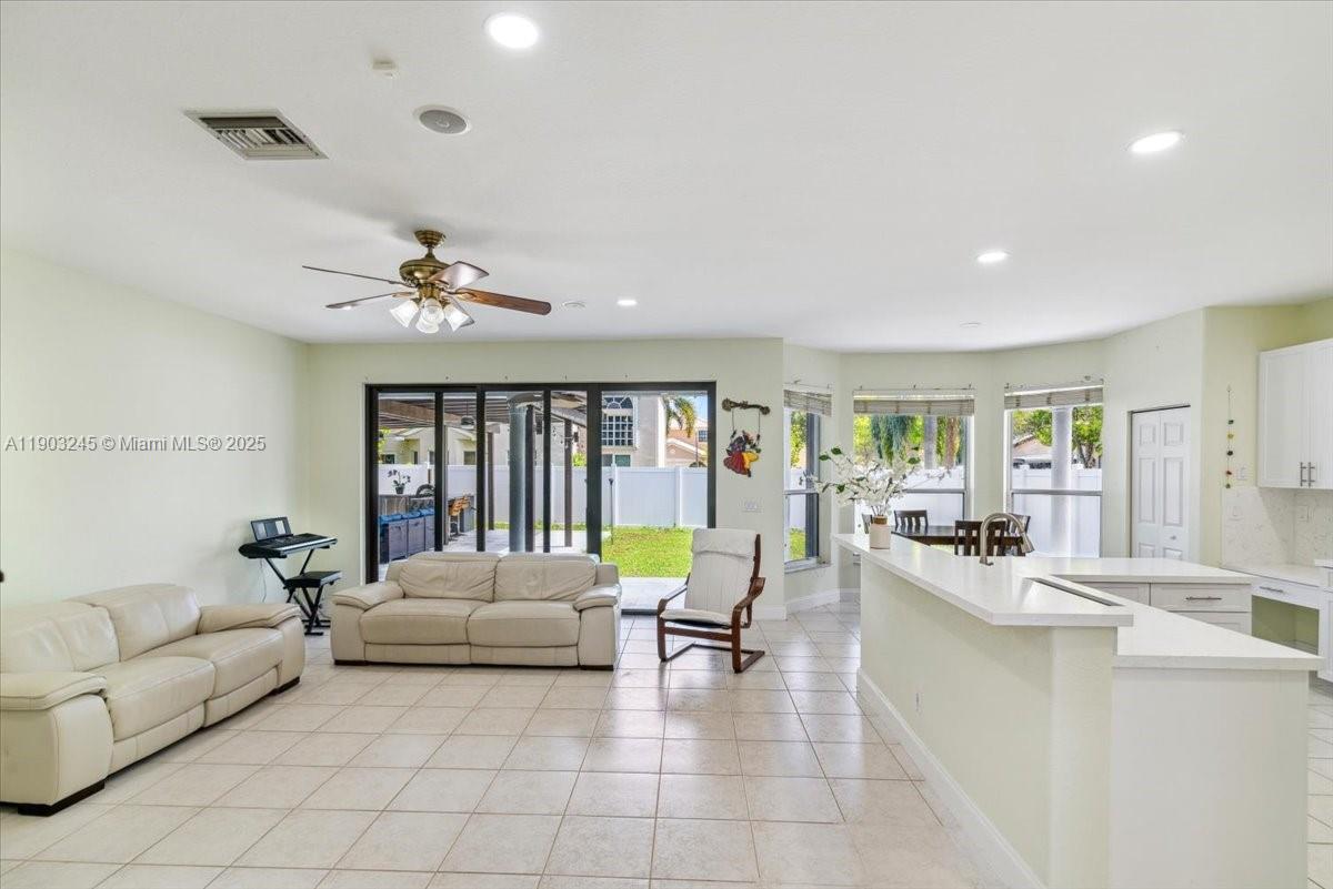 SILVER LAKES PHASE III RE - Residential