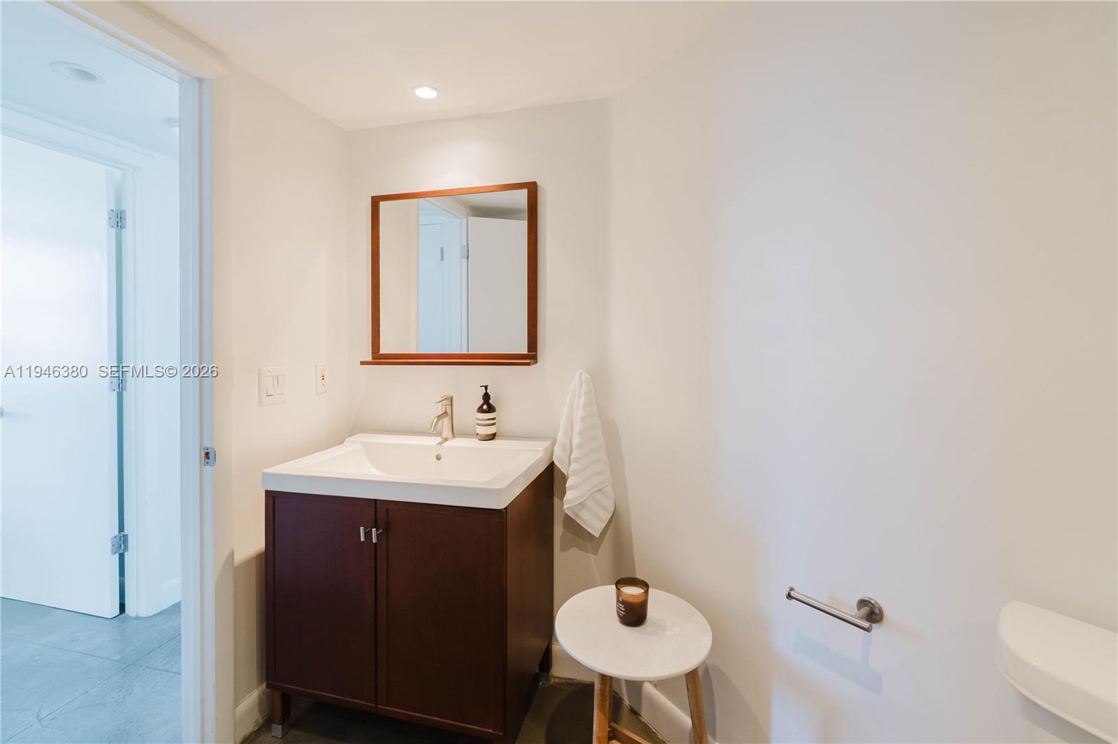 SUNSET HARBOUR NORTH CONDO - Residential