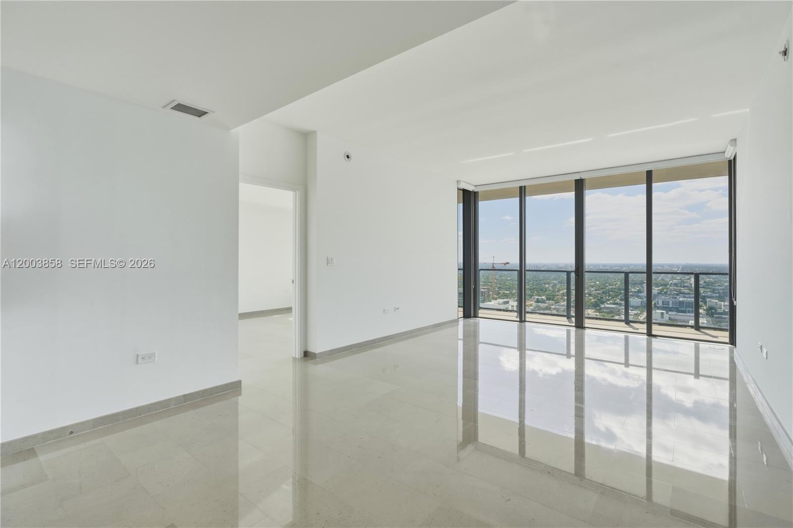 RISE CONDO - Residential
