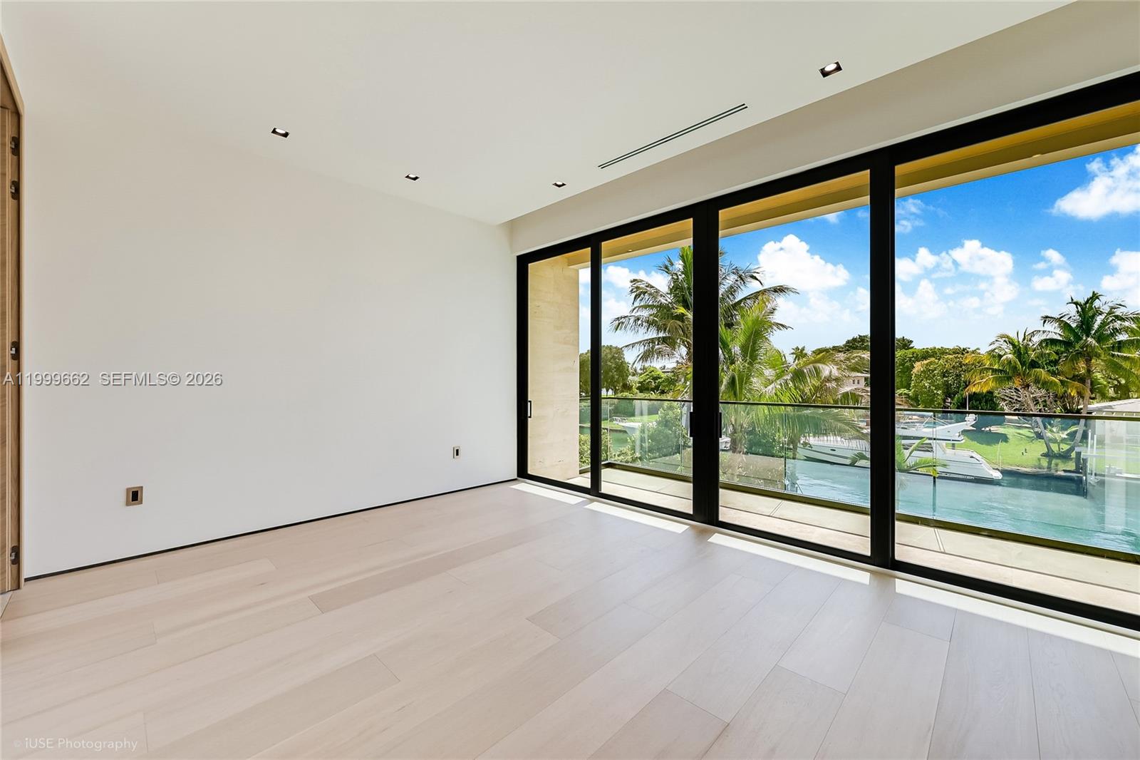BAY POINT - Residential
