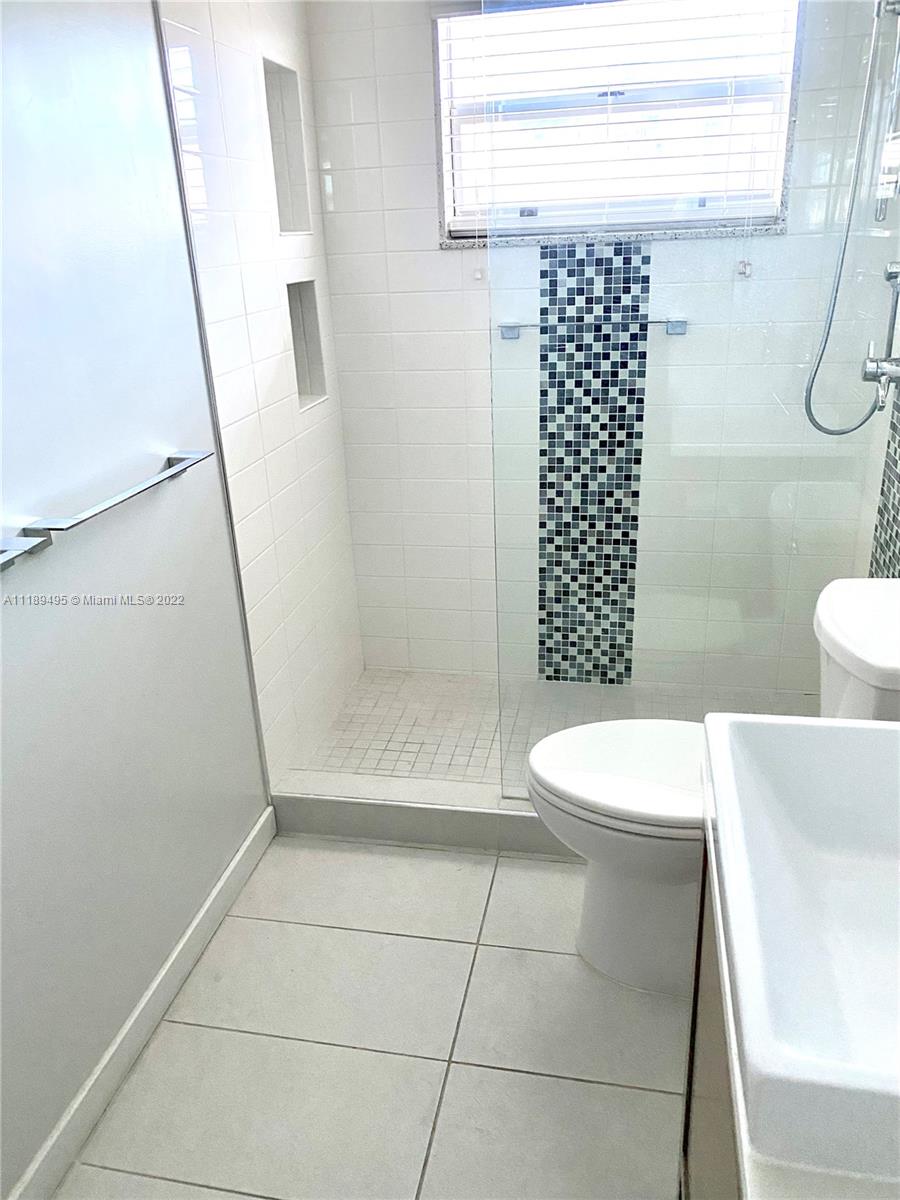 1357 COLLINS AVE CONDO - Residential Lease