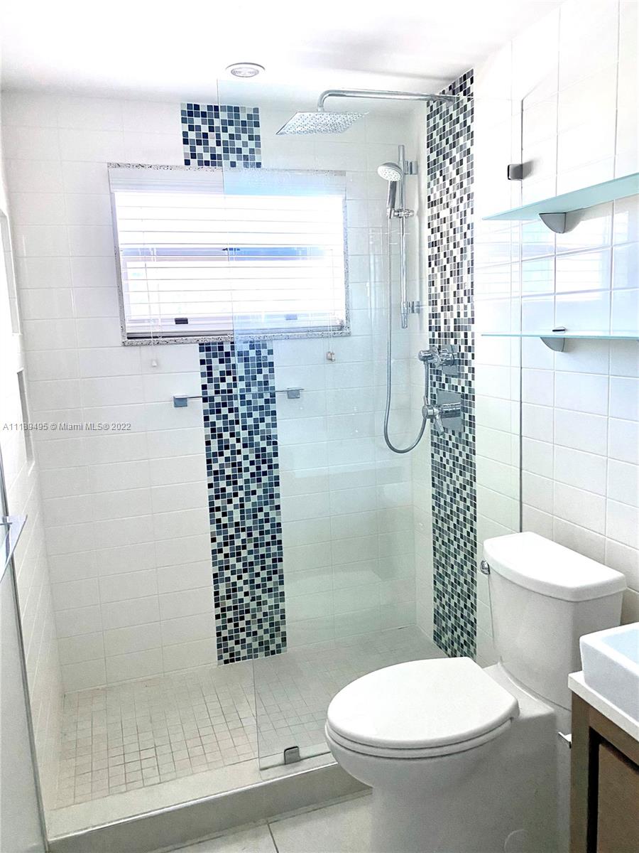 1357 COLLINS AVE CONDO - Residential Lease