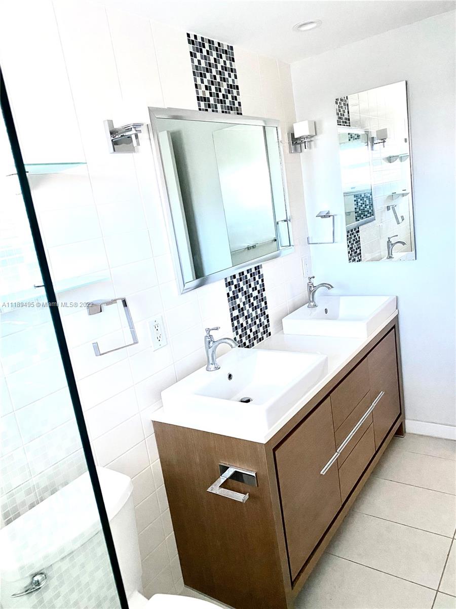 1357 COLLINS AVE CONDO - Residential Lease