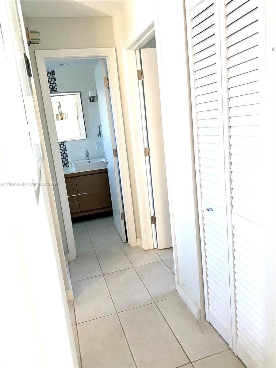 1357 COLLINS AVE CONDO - Residential Lease