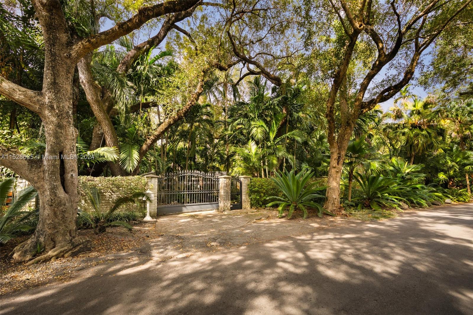 BISCAYNE PARK TERR - Residential