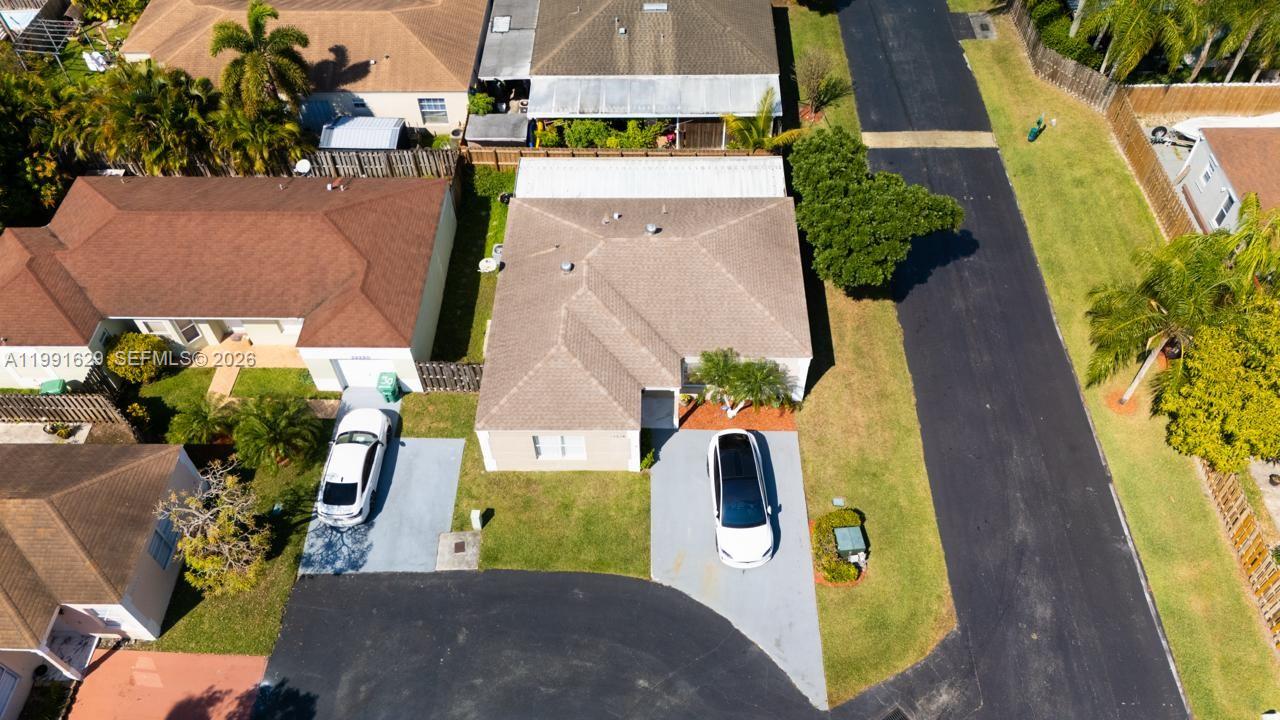 LAKES BY THE BAY SEC 5 - Residential
