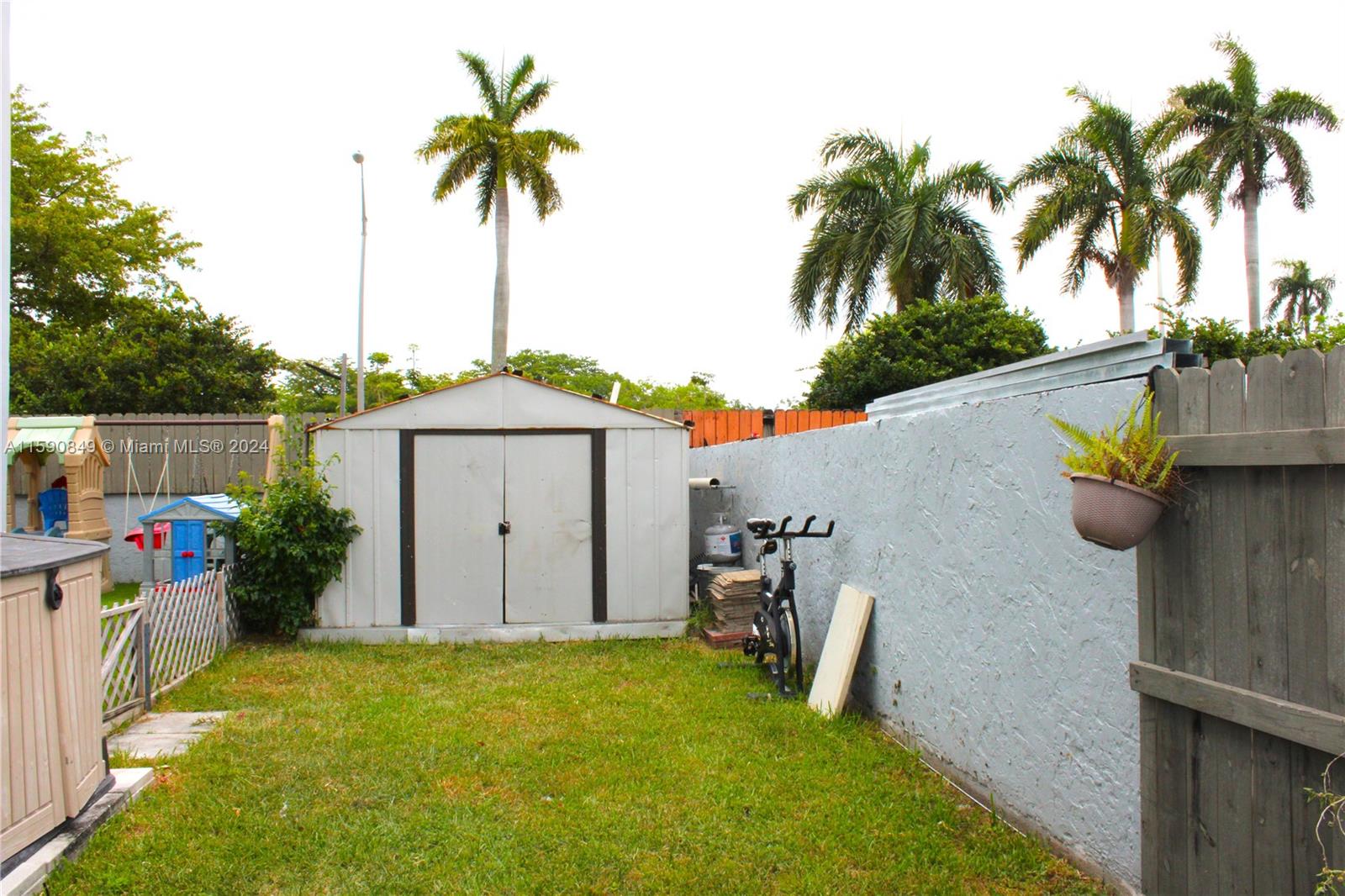 LES GARDENS - Residential