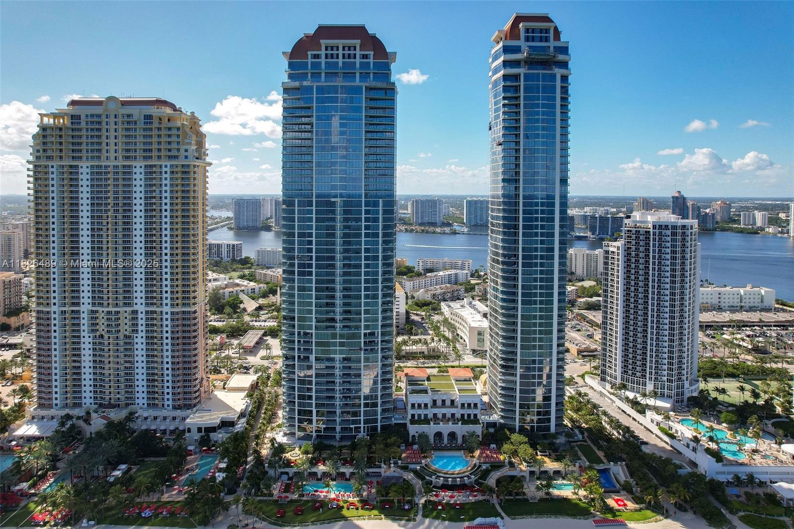 NORTH BISCAYNE BEACH AMEN - Residential