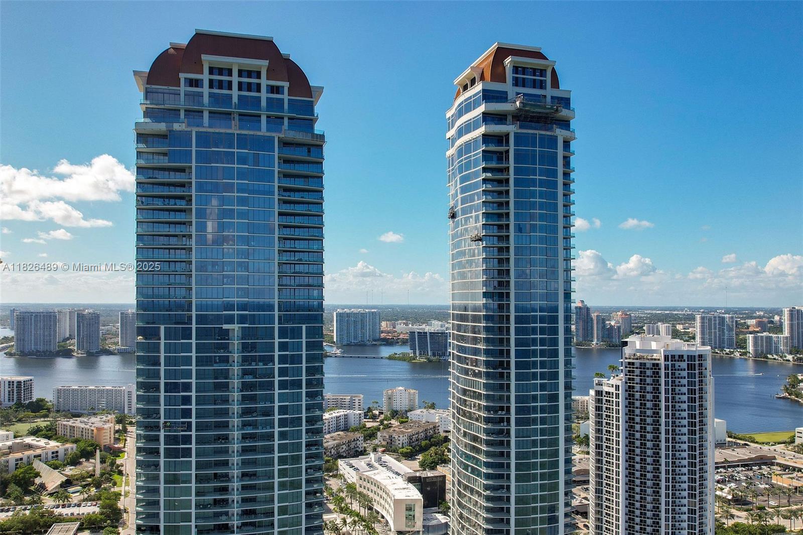 NORTH BISCAYNE BEACH AMEN - Residential