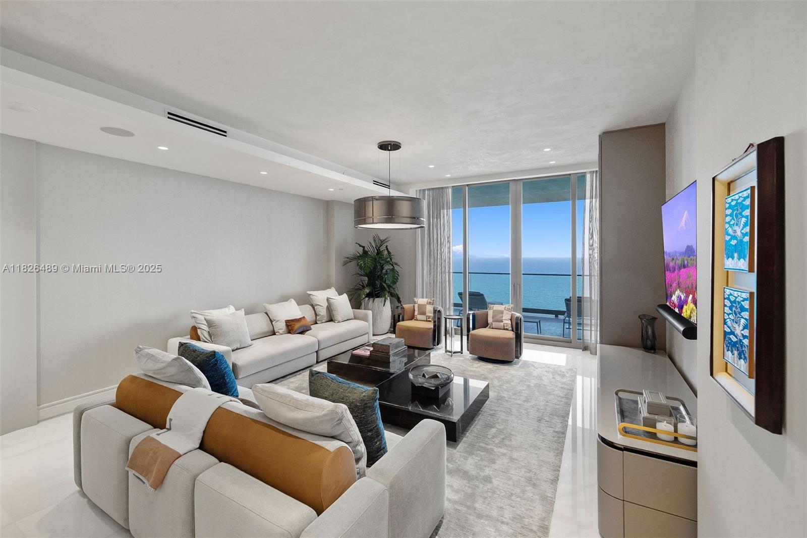 NORTH BISCAYNE BEACH AMEN - Residential