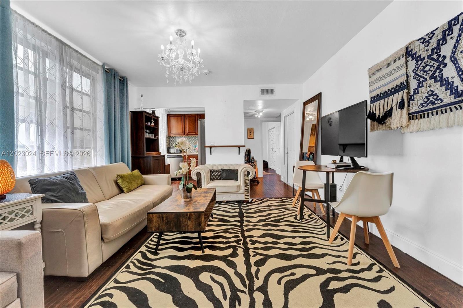 Oversized and beautifully renovated 1-bedroom + den, 1-bath corner unit located on the first floor with a private balcony. This bright and spacious residence features two separate entrances, an assigned parking space by association, dishwasher, and an excellent floor plan with flexible living space. Ideally situated just one block from Flamingo Park and only a few blocks from the beach, Lincoln Road, Ocean Drive, Whole Foods, restaurants, shopping, and entertainment.
The building has recently completed a comprehensive renovation, including concrete restoration, new balconies, upgraded hallways, and extensive exterior improvements. Enjoy the benefits of living in a fully updated, move-in-ready residence within a refreshed building, offering peace of mind and long-term value in one of Miami Beach's most desirable neighborhoods.