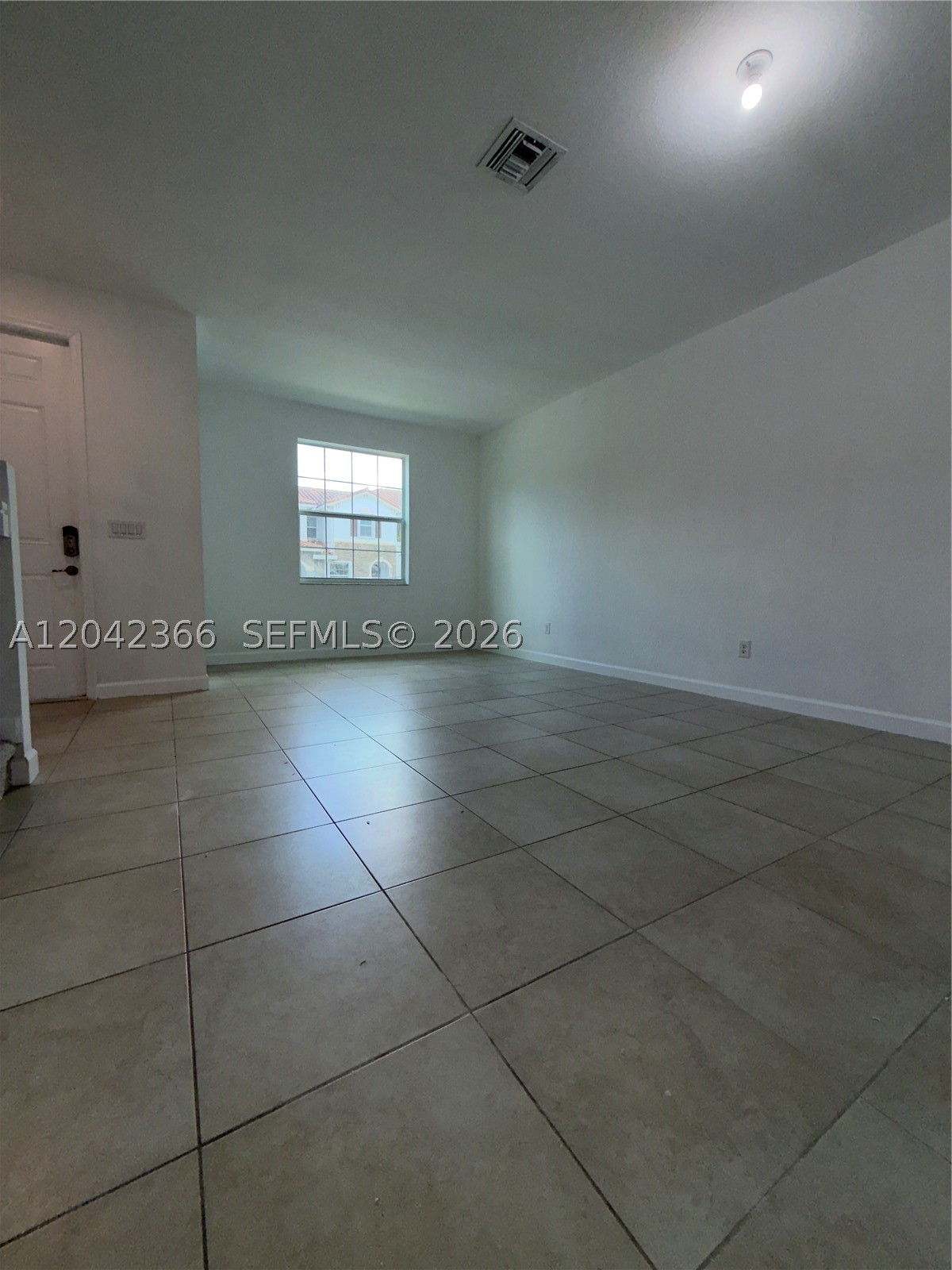 CHARLESTON COMMONS 2 - Residential