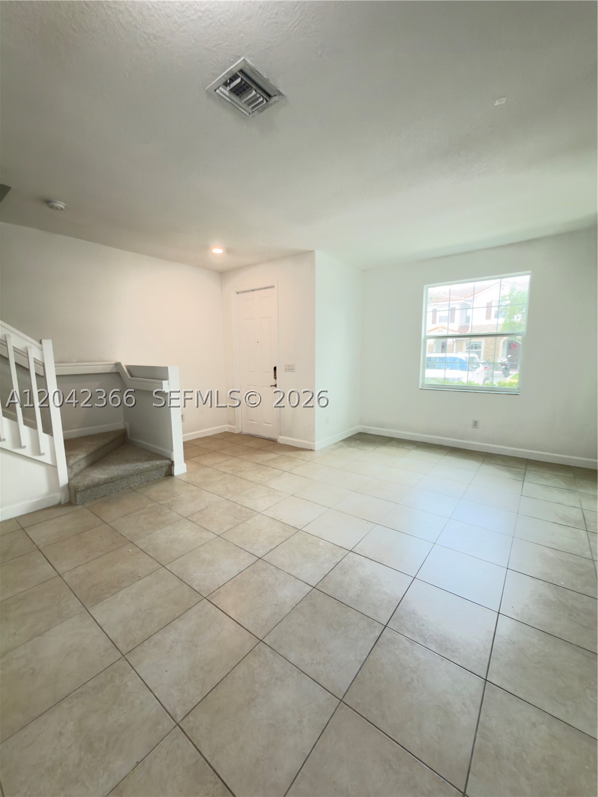 CHARLESTON COMMONS 2 - Residential
