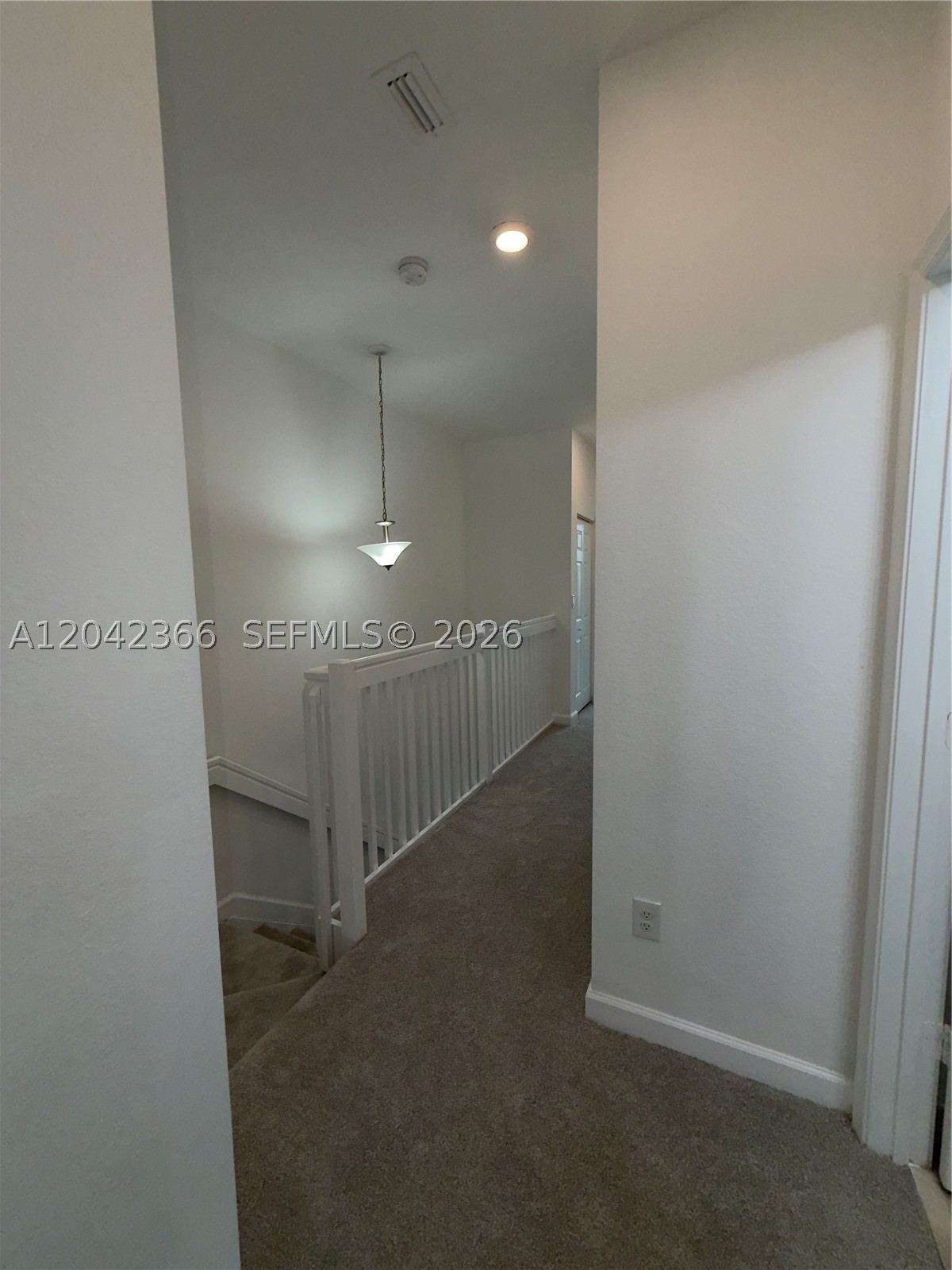 CHARLESTON COMMONS 2 - Residential