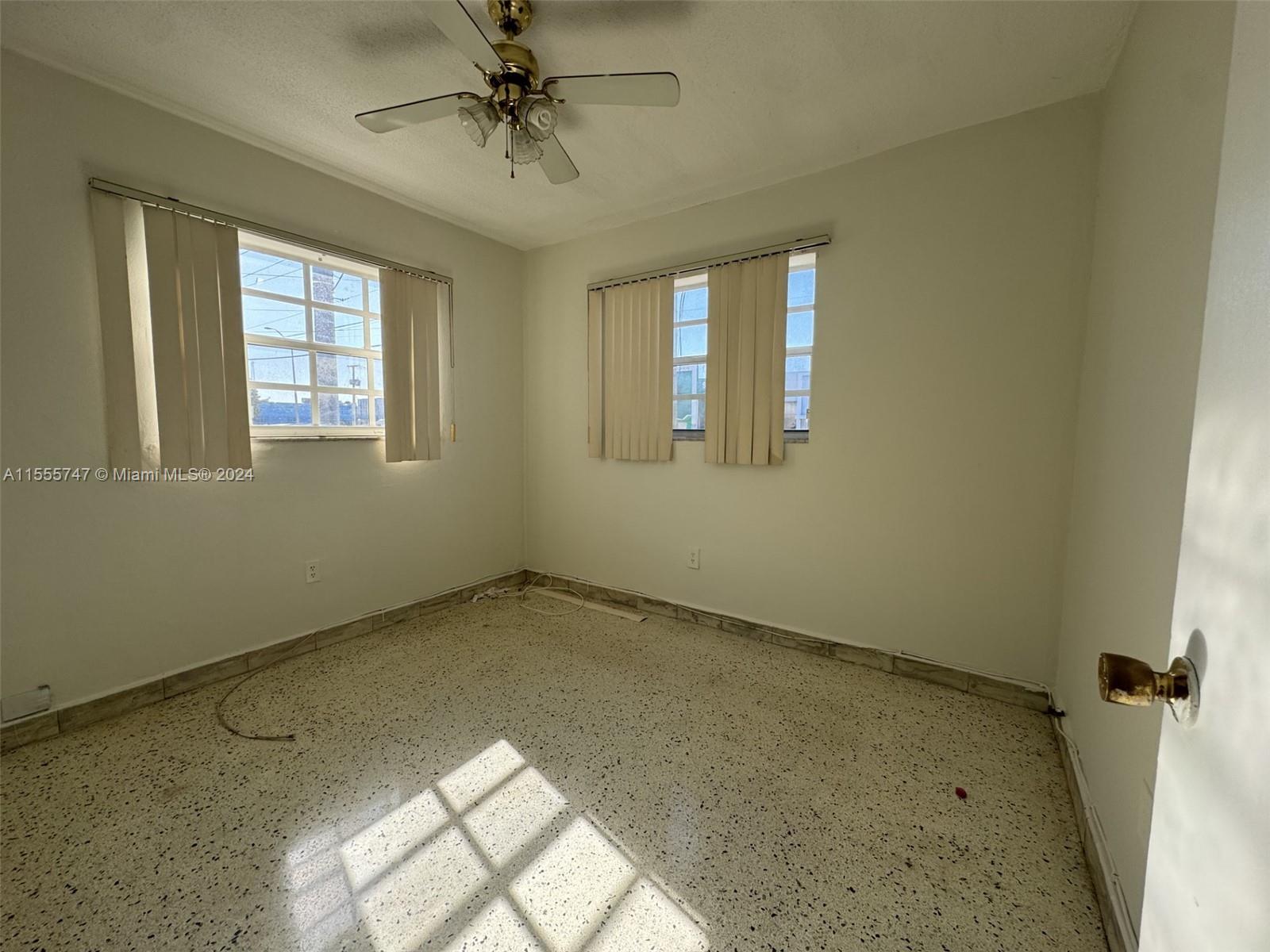 HIALEAH HOMESITES 1ST ADD - Residential Lease