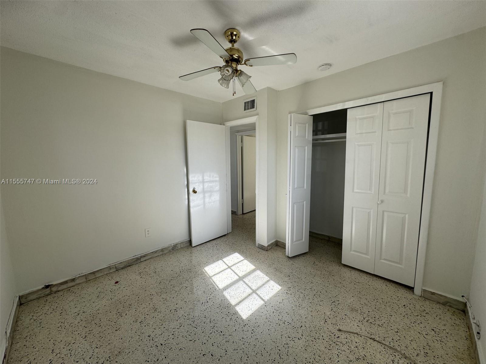 HIALEAH HOMESITES 1ST ADD - Residential Lease