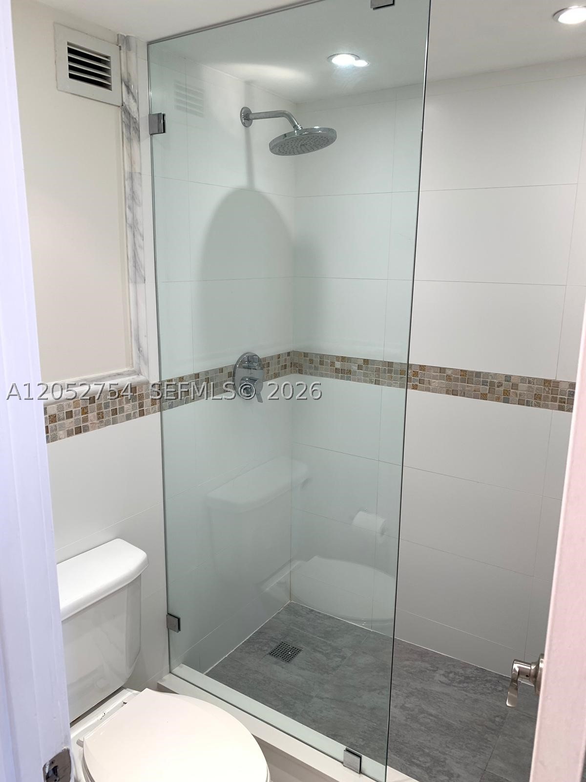 TRITON TOWER CONDO - Residential