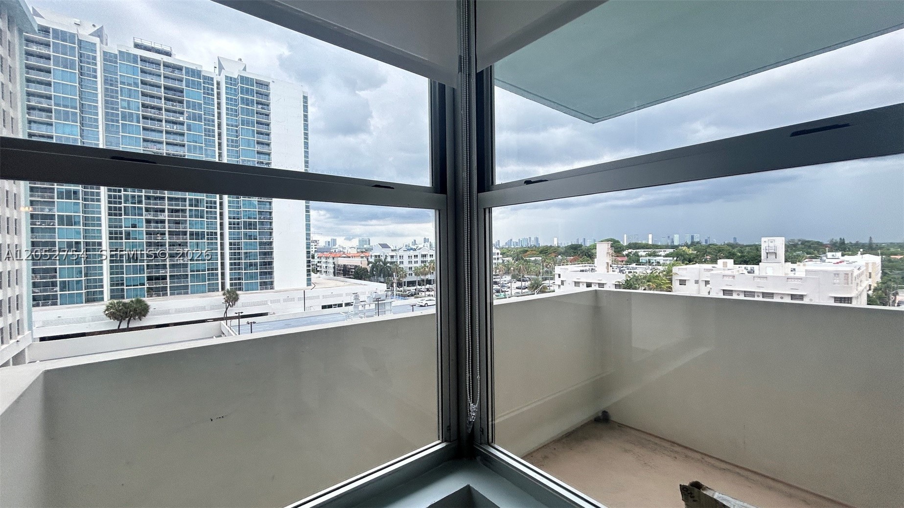 TRITON TOWER CONDO - Residential