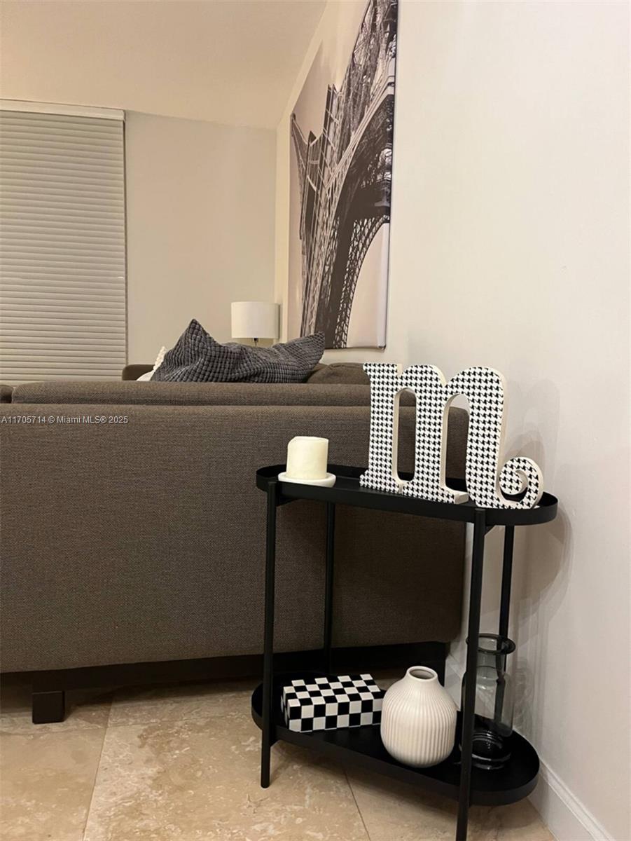 THE CLUB AT BRICKELL BAY - Residential Lease