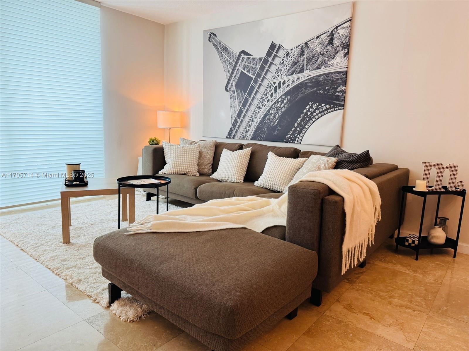 THE CLUB AT BRICKELL BAY - Residential Lease
