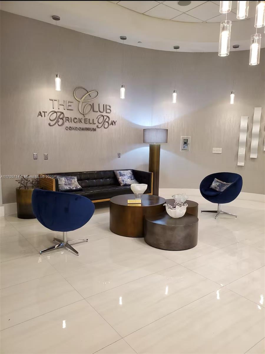 THE CLUB AT BRICKELL BAY - Residential Lease