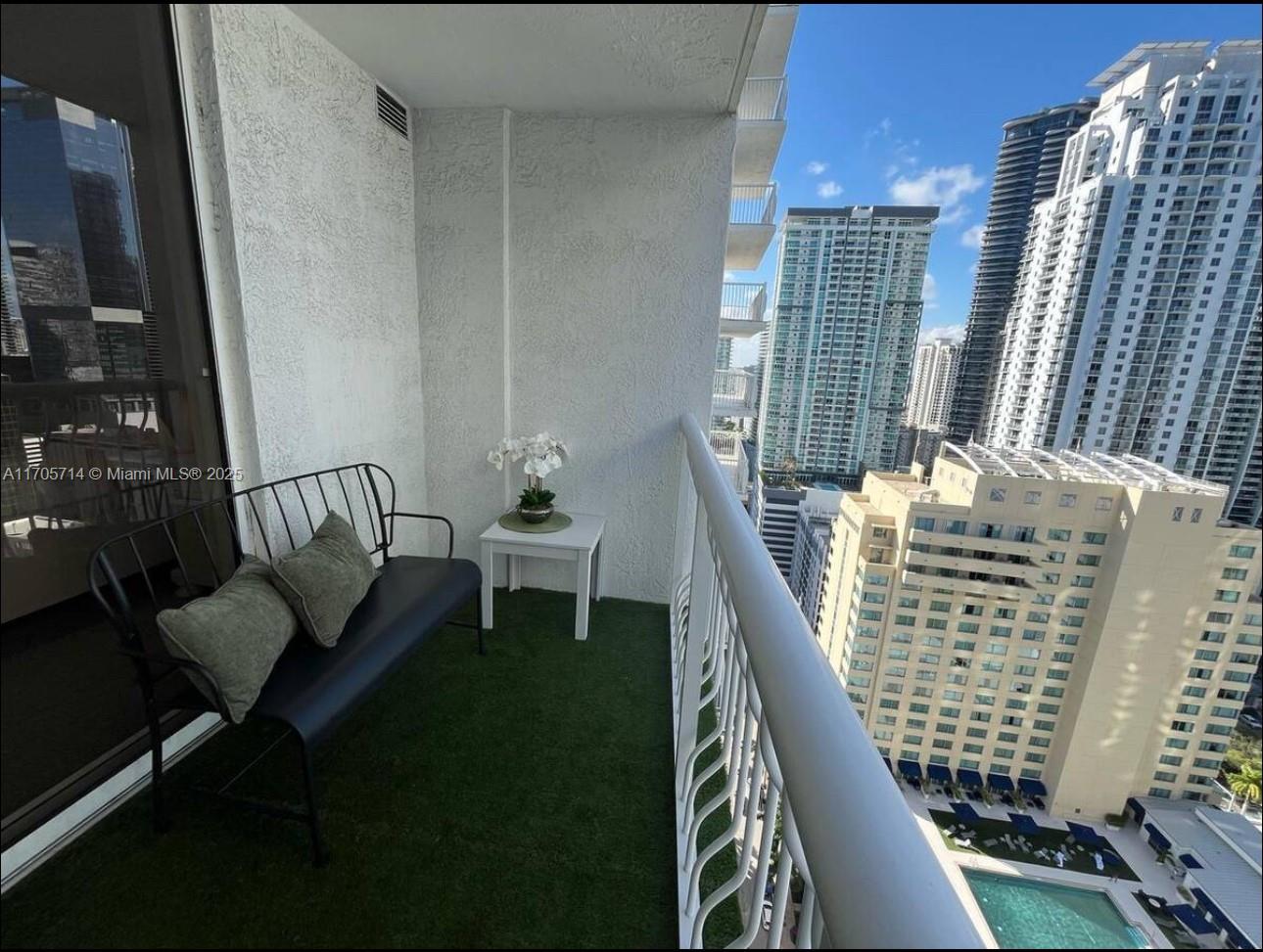 THE CLUB AT BRICKELL BAY - Residential Lease