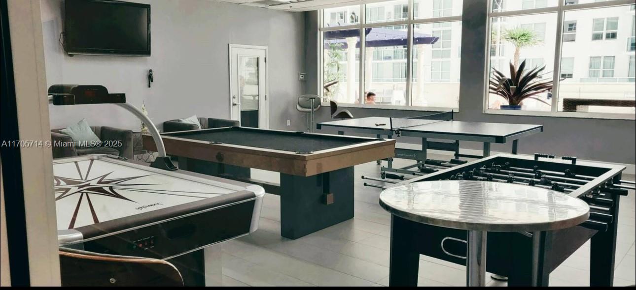 THE CLUB AT BRICKELL BAY - Residential Lease