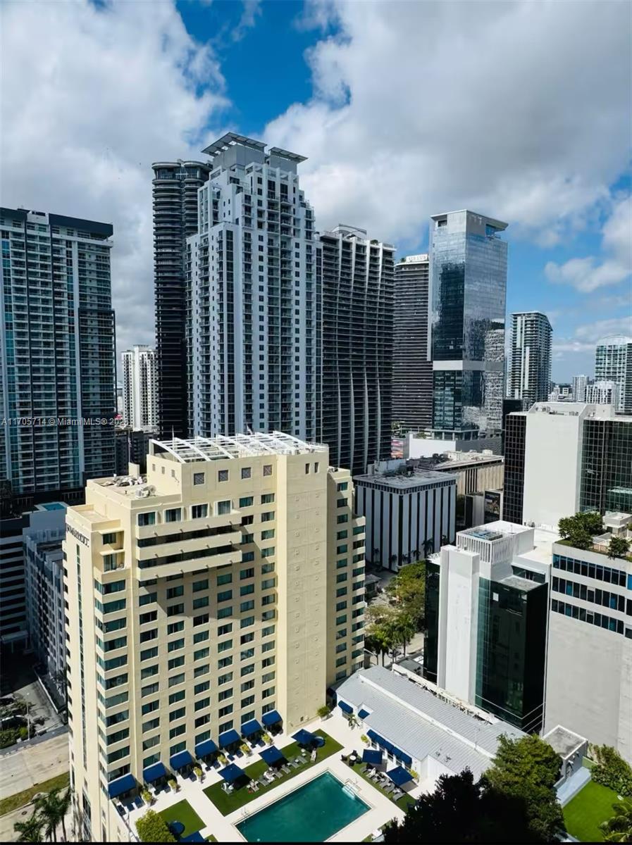 THE CLUB AT BRICKELL BAY - Residential Lease