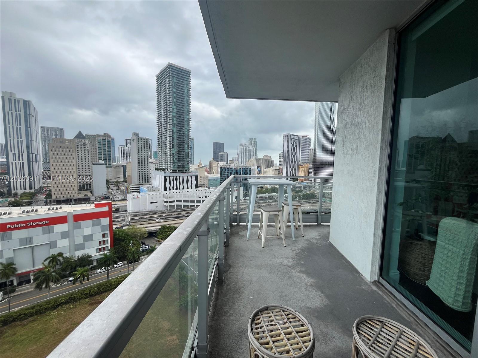IVY CONDO - Residential Lease