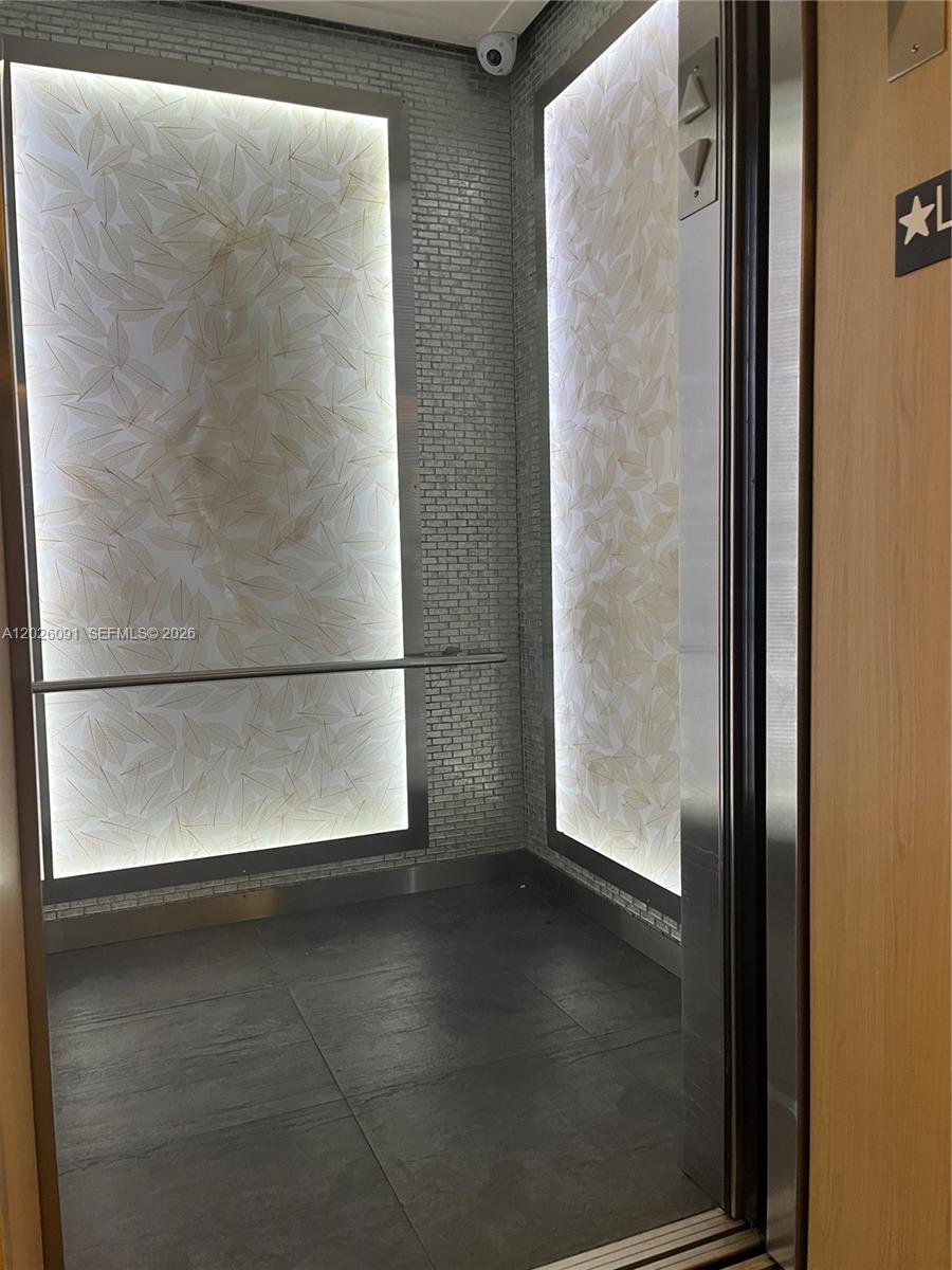 IVY CONDO - Residential Lease