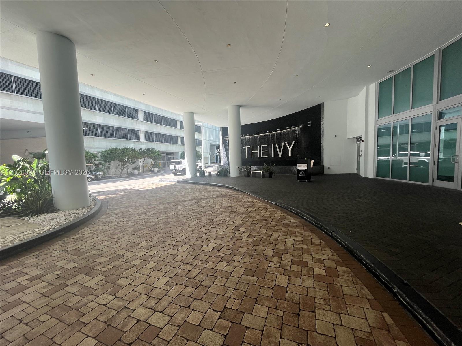 IVY CONDO - Residential Lease