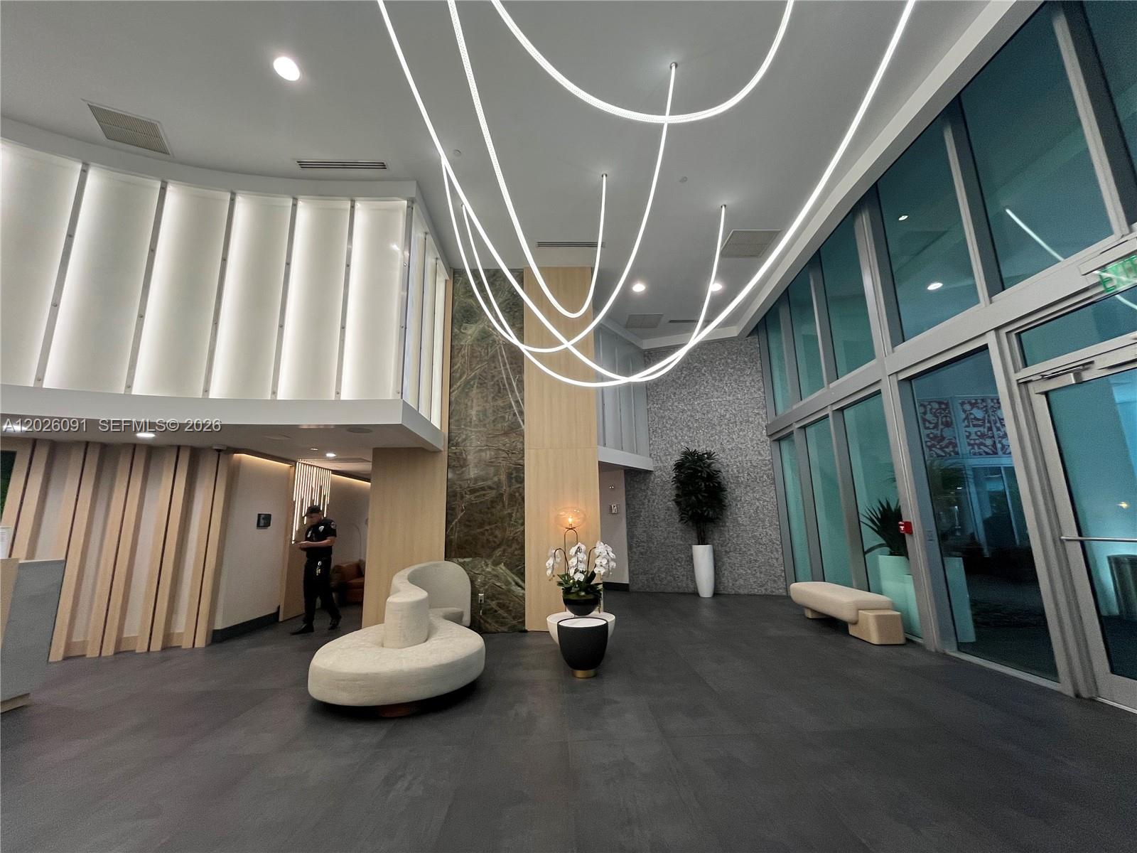 IVY CONDO - Residential Lease