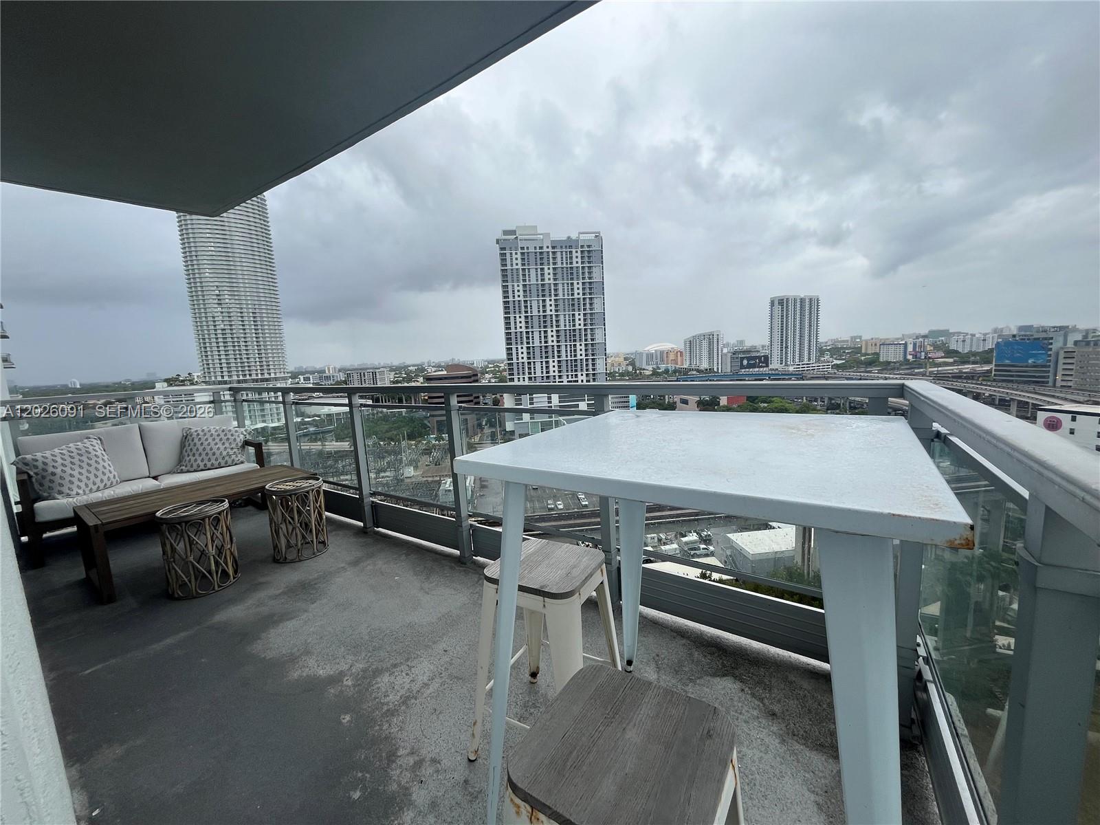 IVY CONDO - Residential Lease