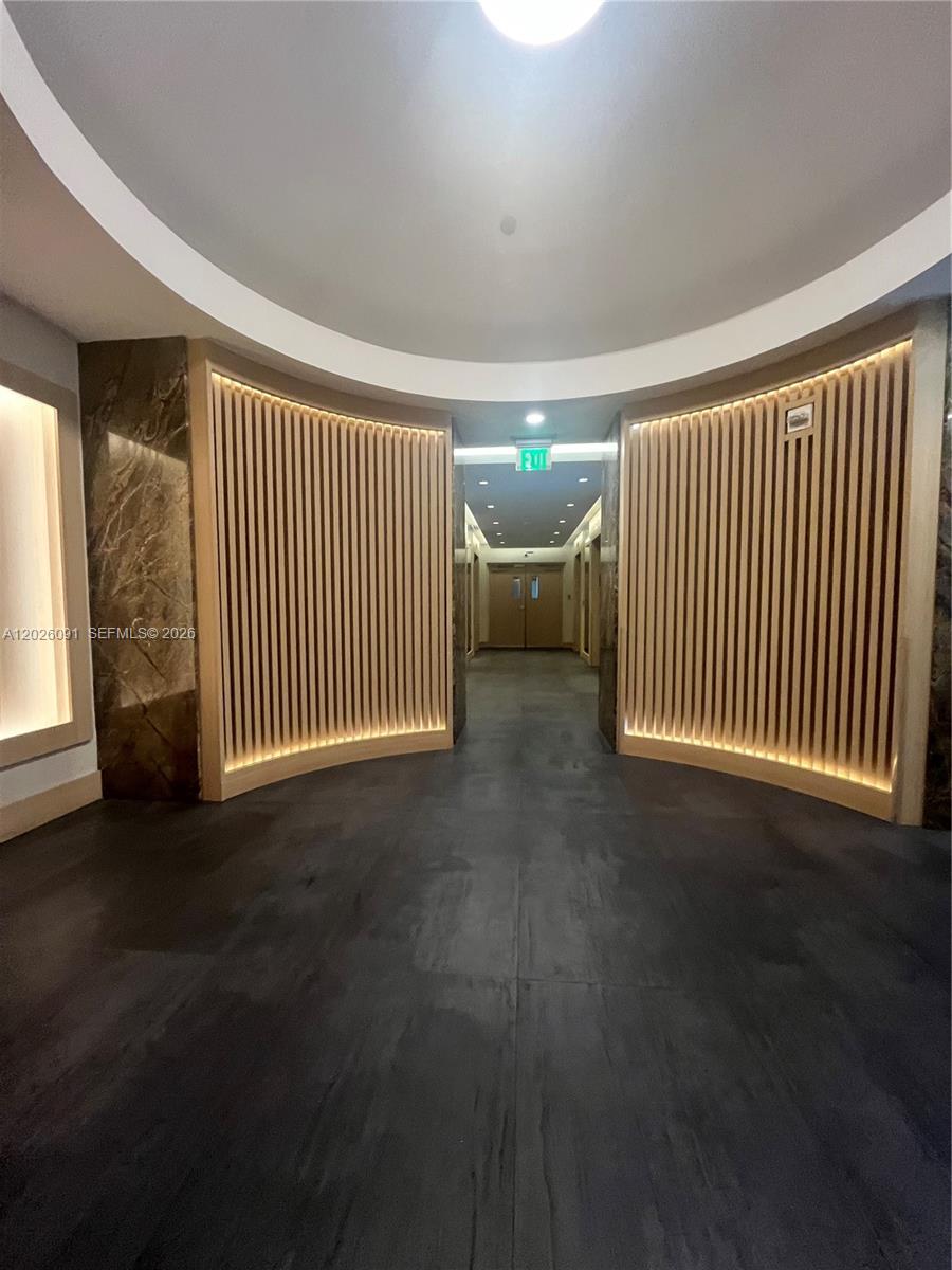 IVY CONDO - Residential Lease