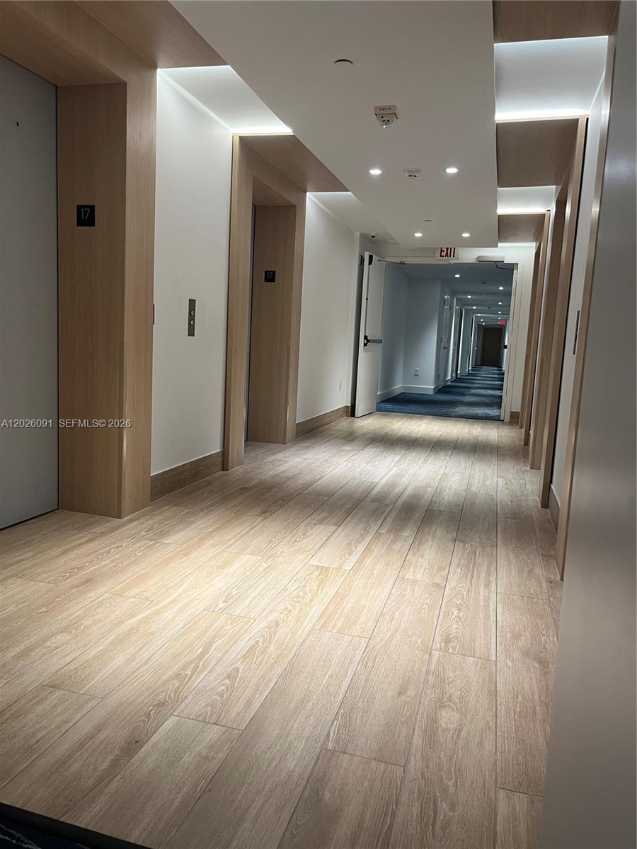 IVY CONDO - Residential Lease