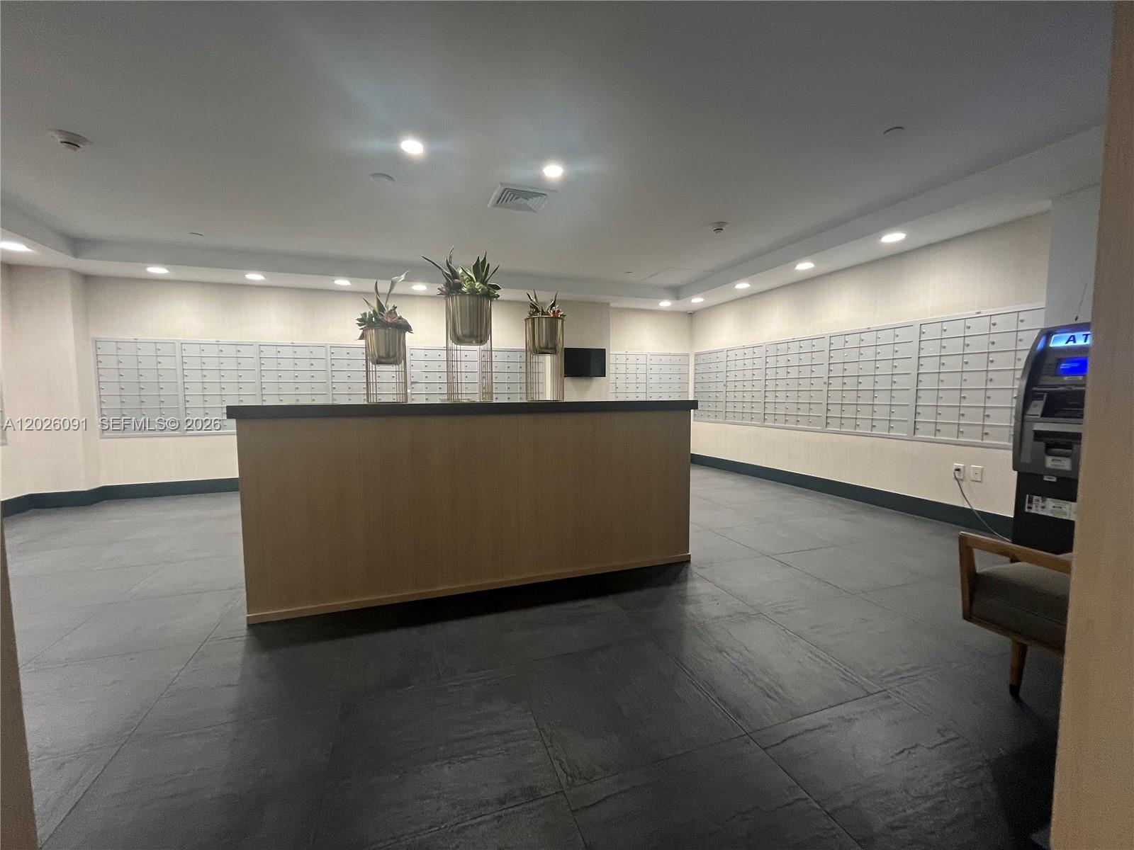 IVY CONDO - Residential Lease