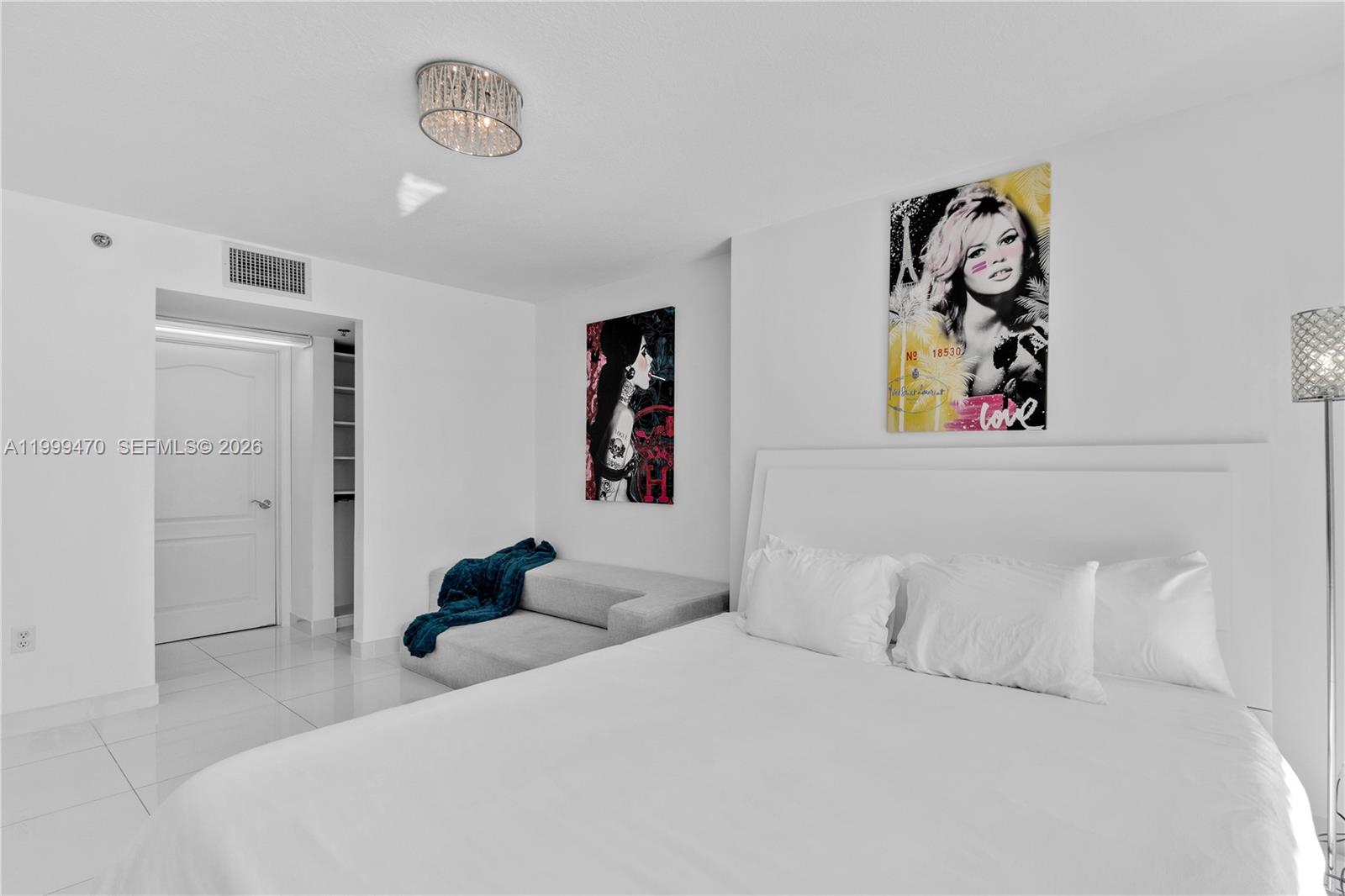 THE CLUB AT BRICKELL BAY - Residential