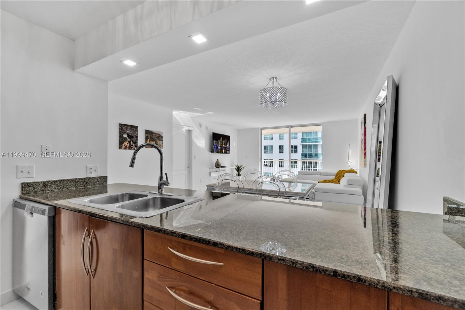 THE CLUB AT BRICKELL BAY - Residential