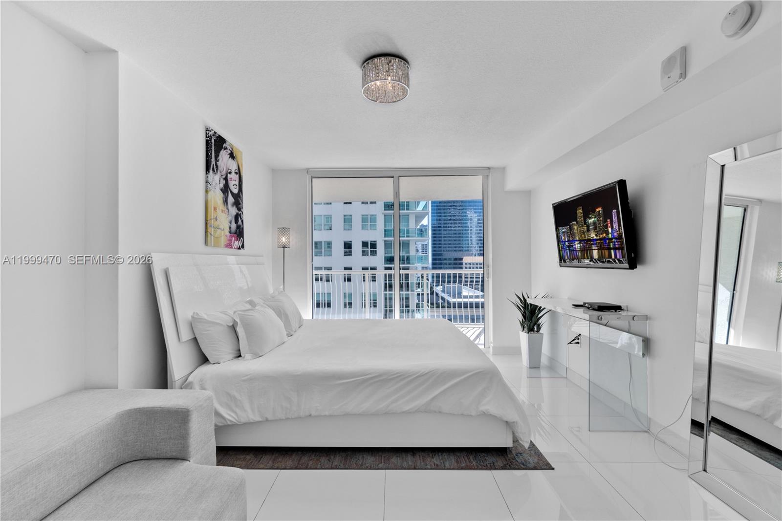 THE CLUB AT BRICKELL BAY - Residential