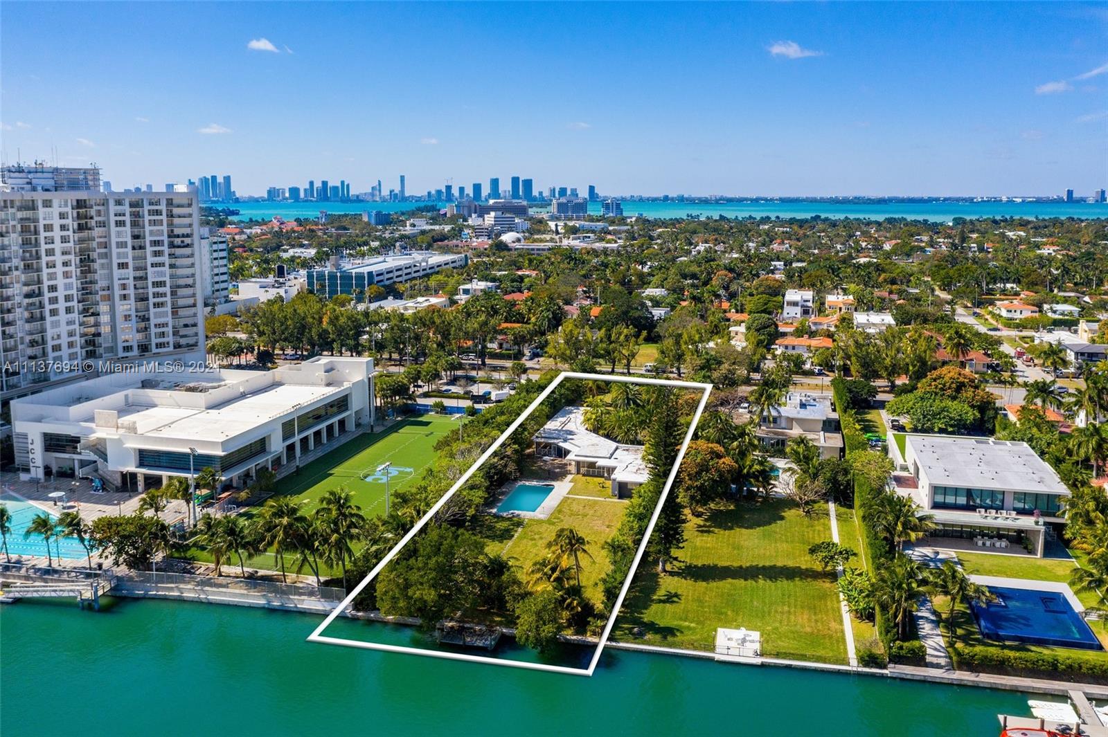 FLAMINGO BAY SUB NO 1 - Residential
