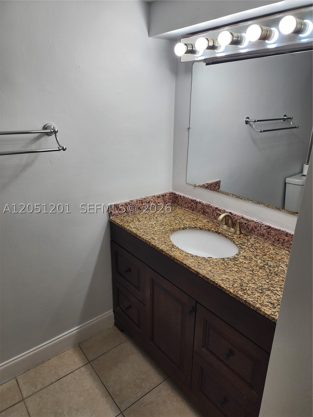 VILLAGE AT DADELAND CONDO - Residential