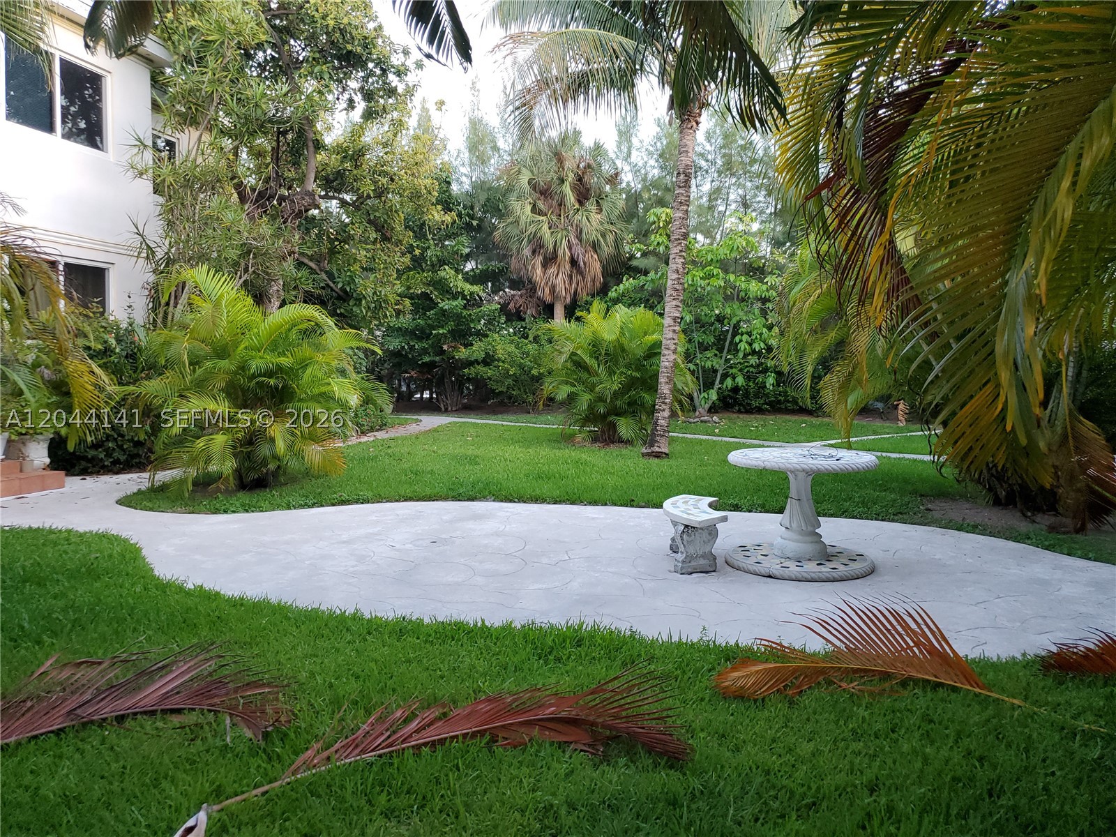 ANTHONY GARDENS CONDO - Residential